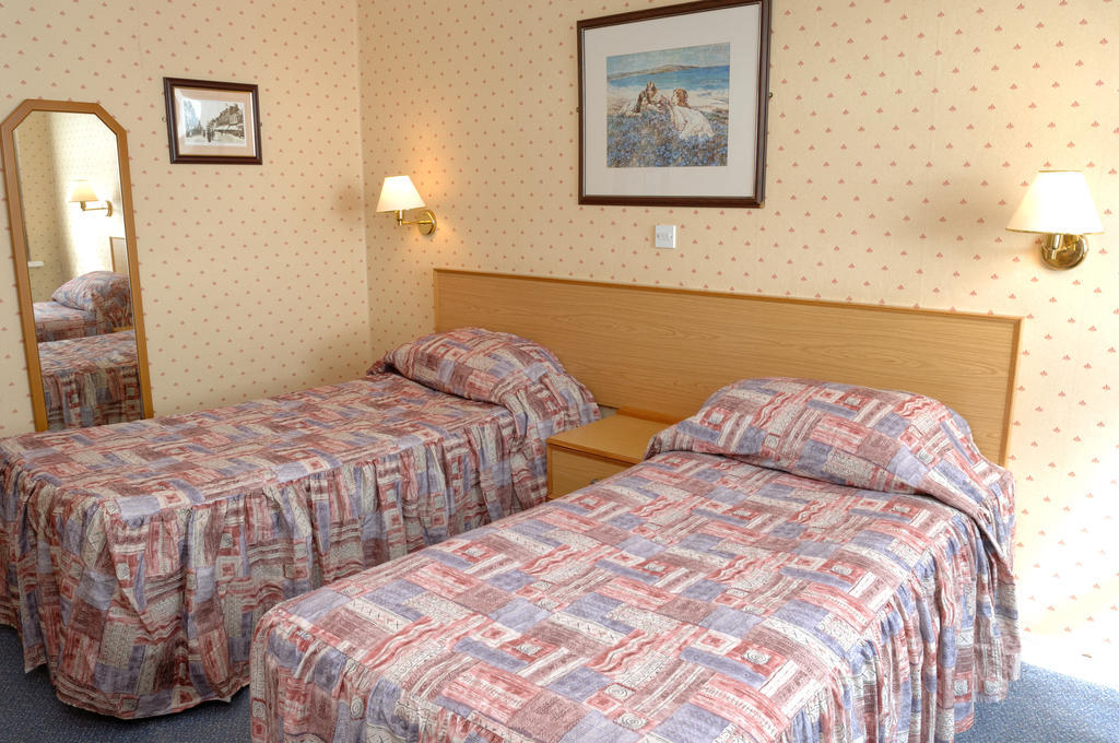Madeira Hotel Falmouth Habitación foto