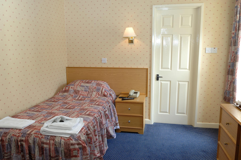 Madeira Hotel Falmouth Habitación foto